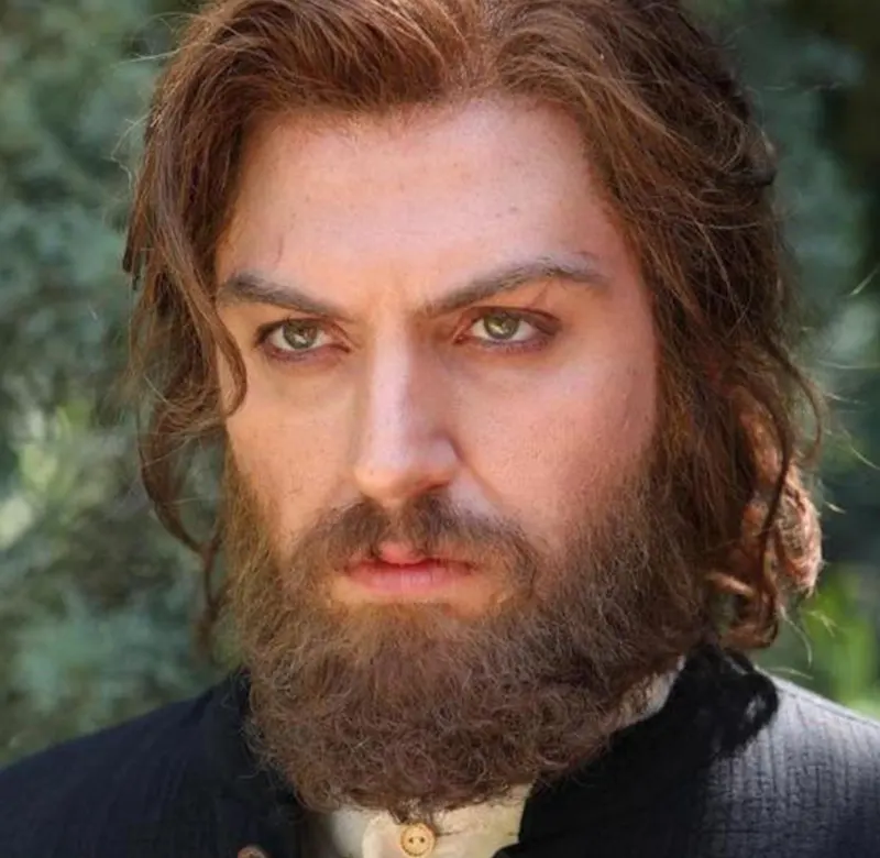 امیرحسین فتحی (نقش سیاوش)