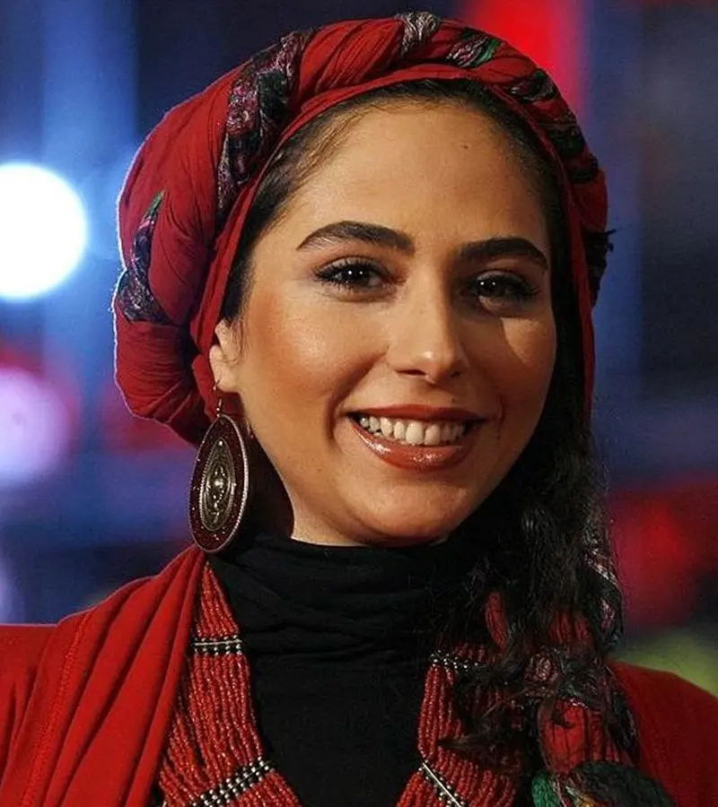 رعنا آزادی ‌ور (نقش تاج الدوله)