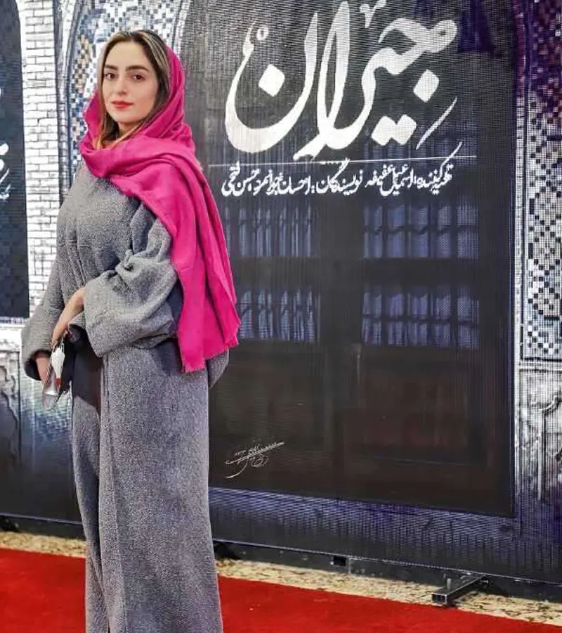 نهال دشتی (ستاره خانم)