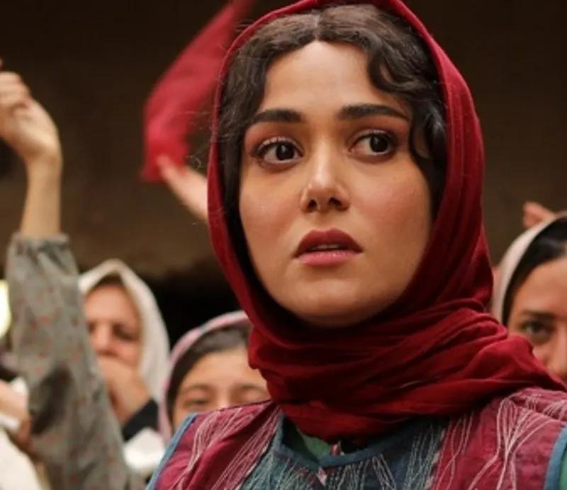 پریناز ایزدیار (نقش جیران)