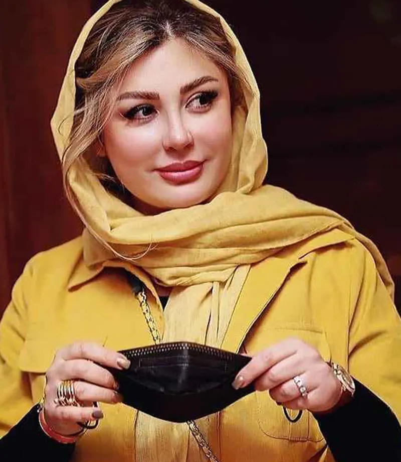 نیوشا ضیغمی