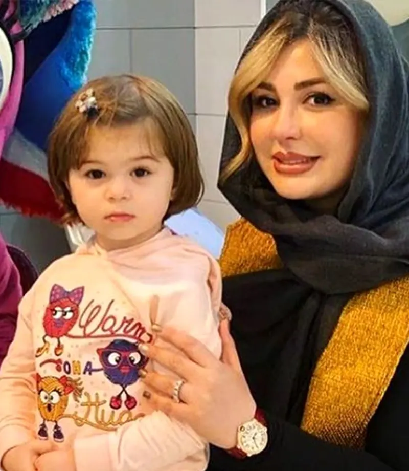 نیوشا ضیغمی و دخترش دلنا