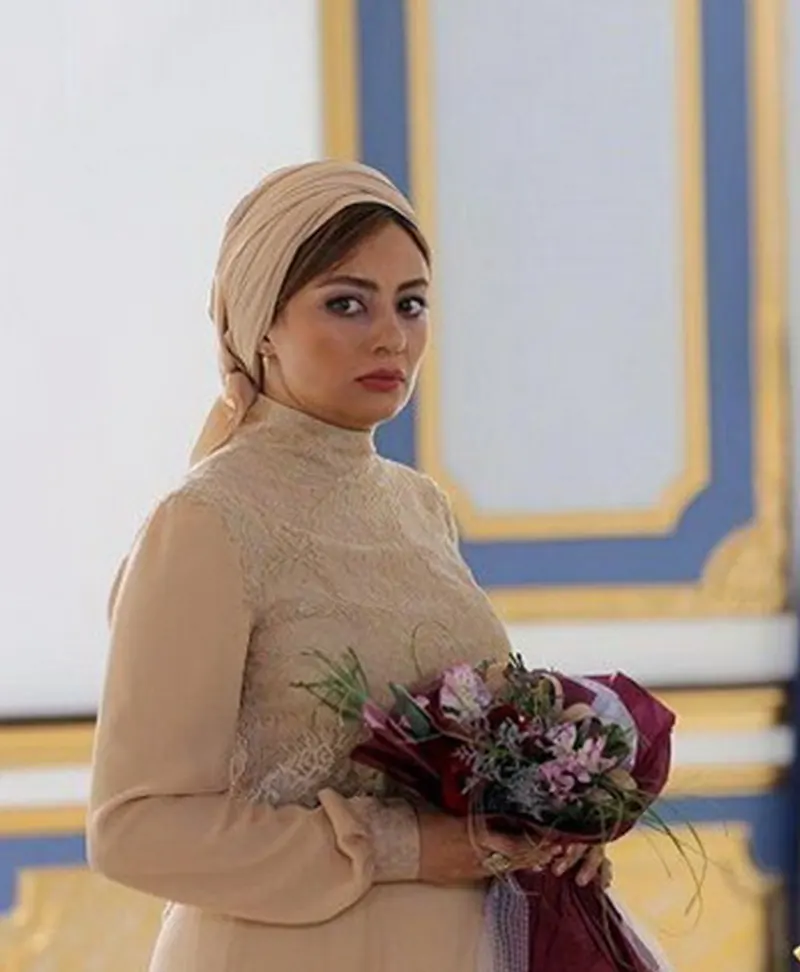 بیوگرافی و عکس های جدید ساره بیات