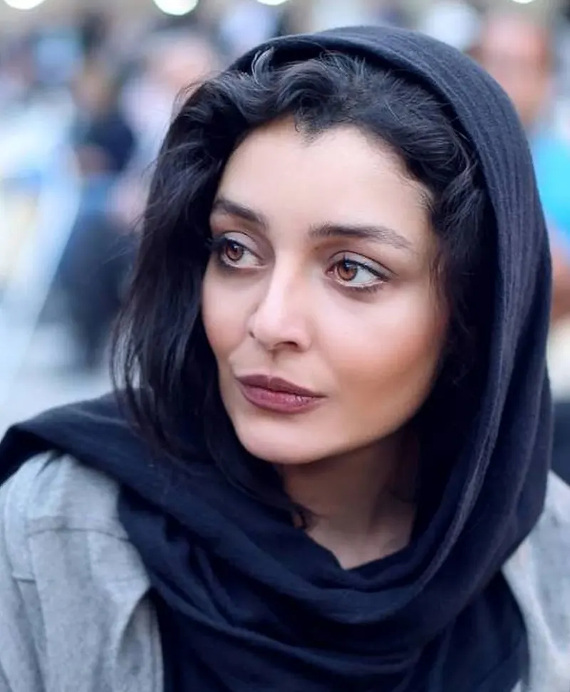 بیوگرافی و عکس های جدید ساره بیات