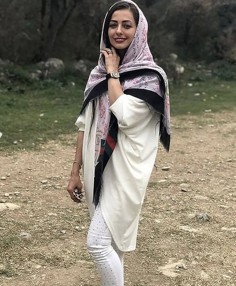 نفیسه روشن - nafiseh roshan - بازیگر تلویزیون و سینما