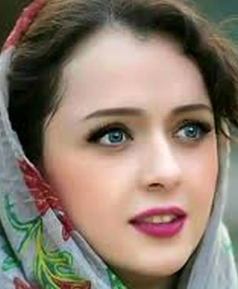 رنگ چشمان ترانه علیدوستی