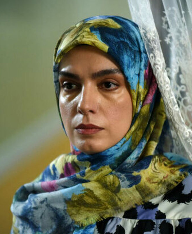 الیکا عبدالرزاقی در نقش جدی