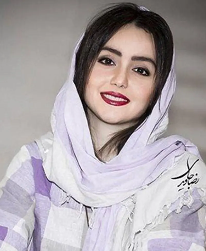 نازنین بیاتی Nazanin Baiati