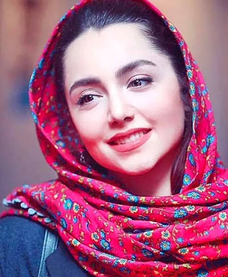 نازنین بیاتی Nazanin Baiati