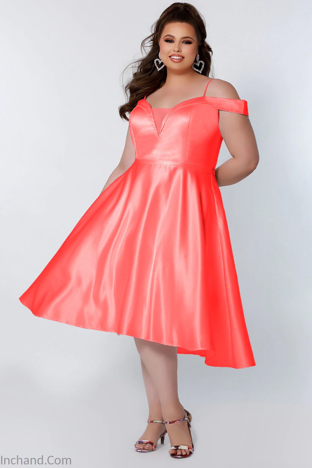 جدیدترین و شیک ترین مدل لباس زنانه و دخترانه مخصوص خانم های چاق و دارای اضافه وزن و قد کوتاه